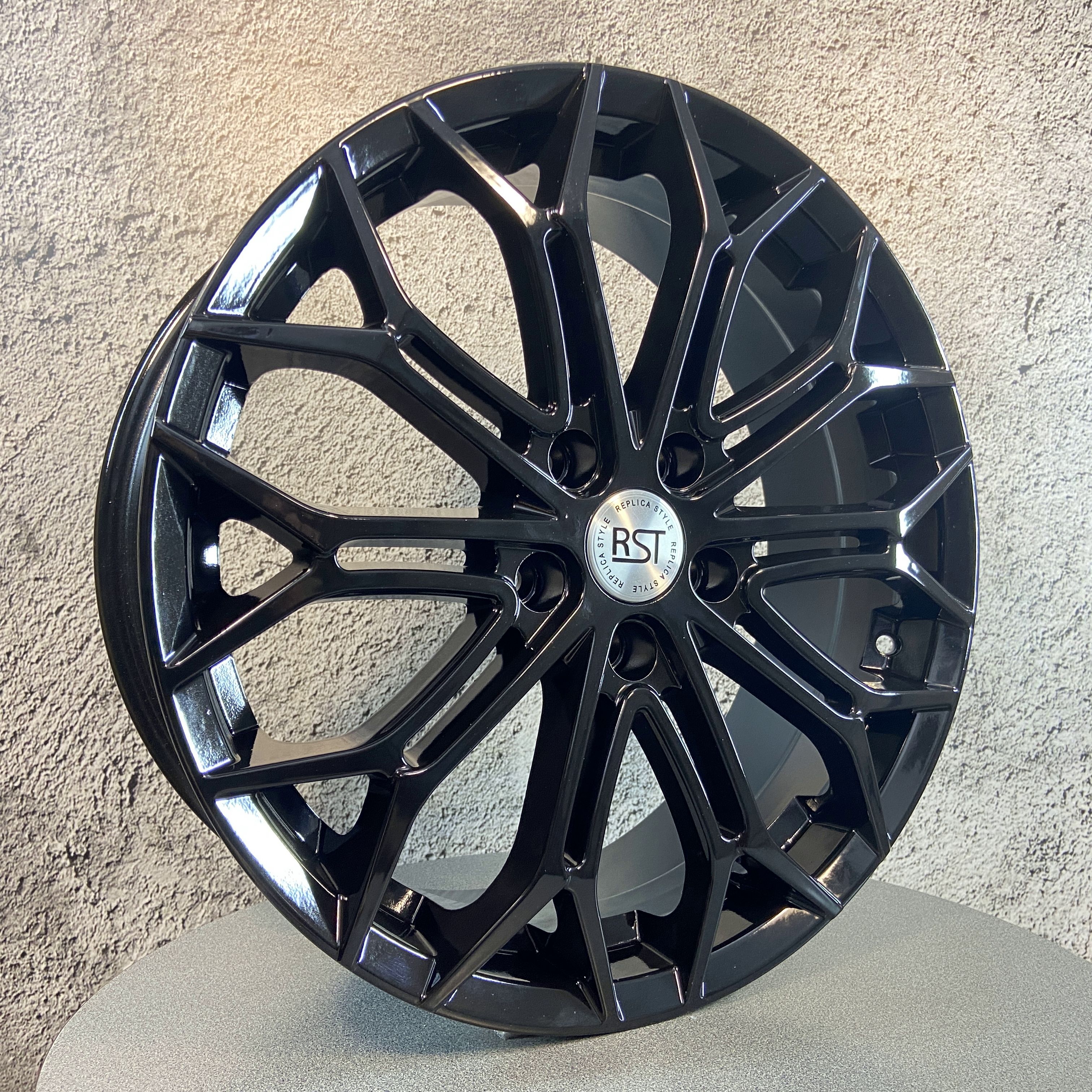 Колесный диск RST 18x6.5
