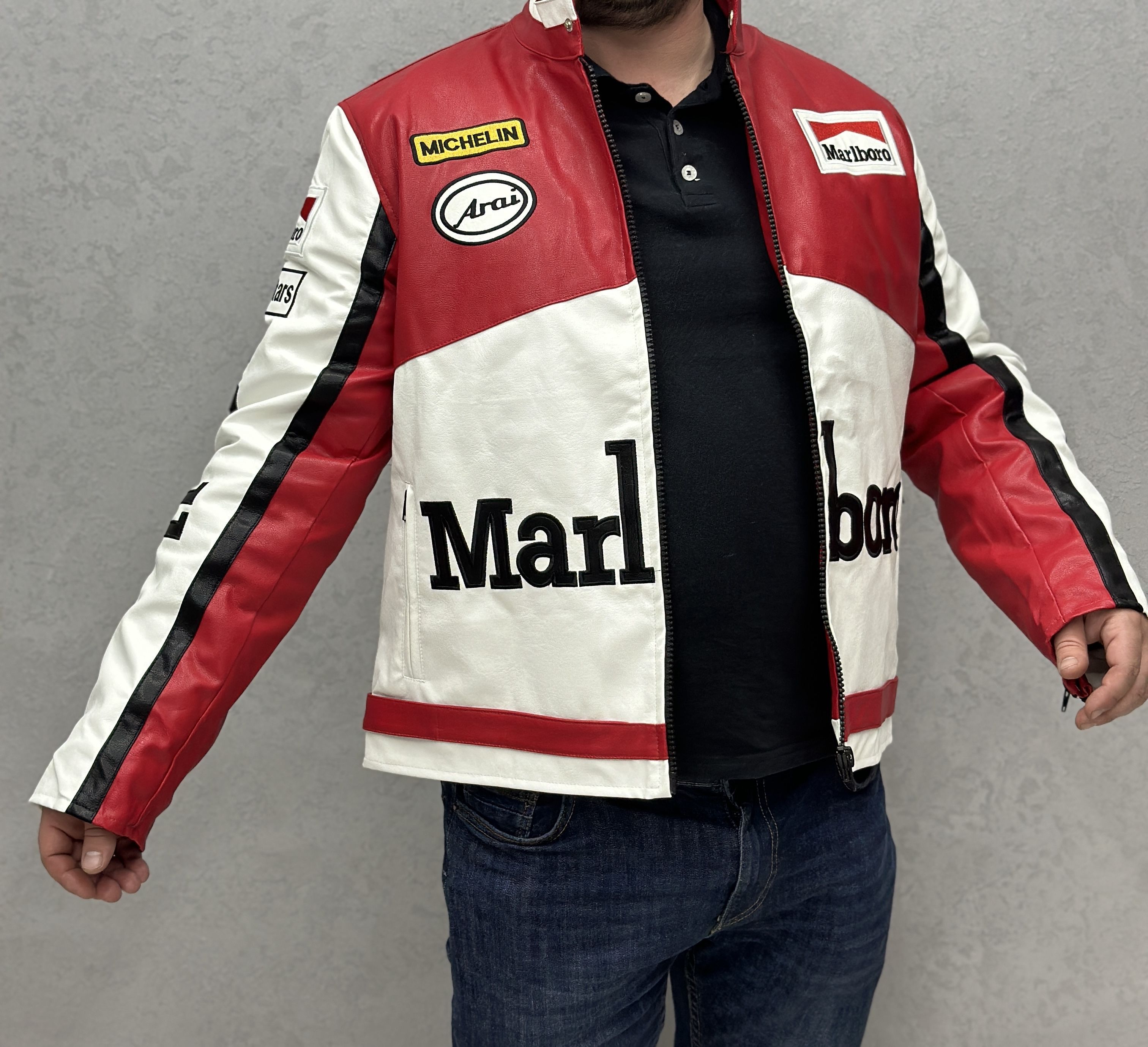 Жас кеуделі қыздармен порно