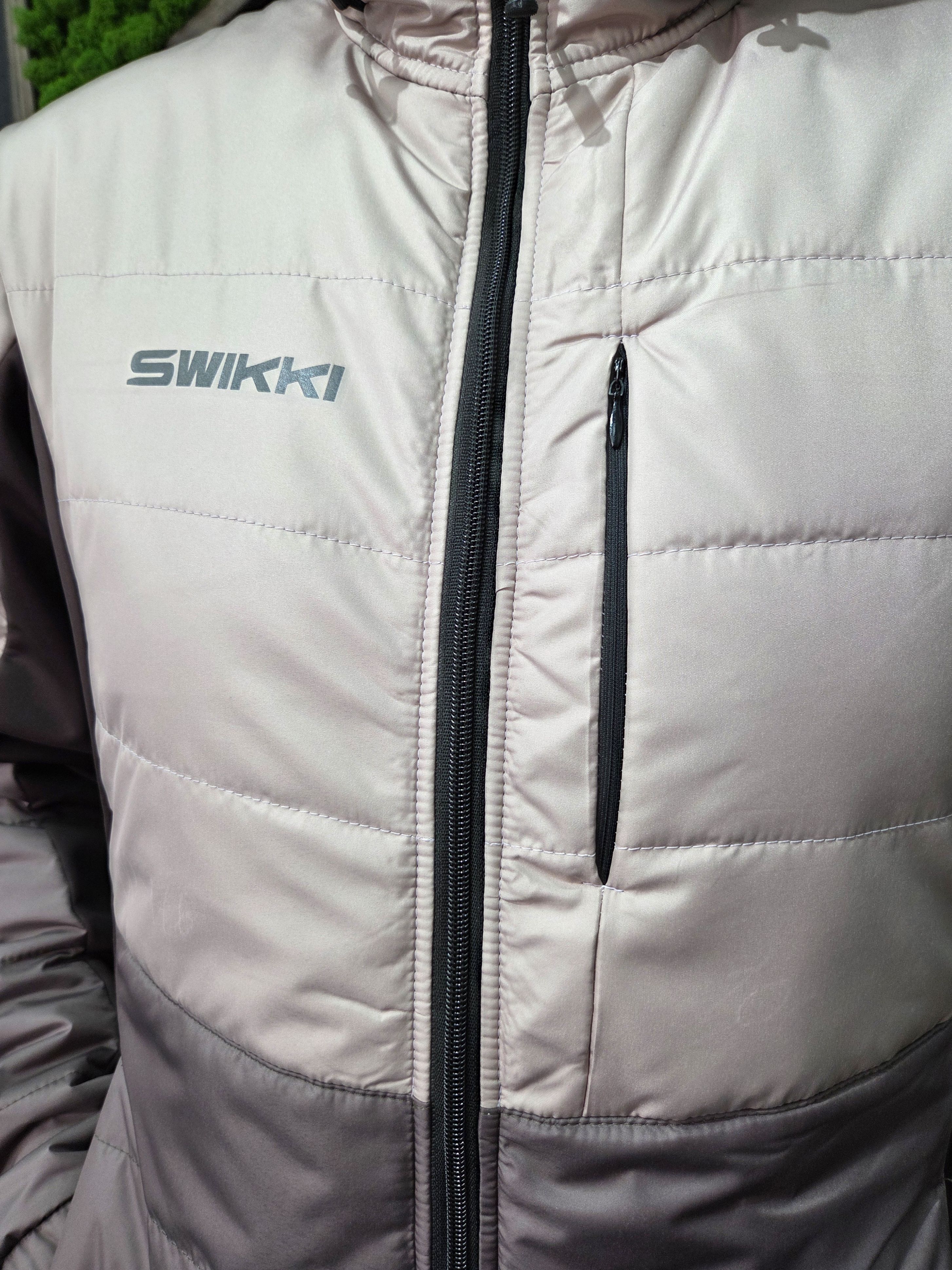 Куртка спортивная SWIKKI