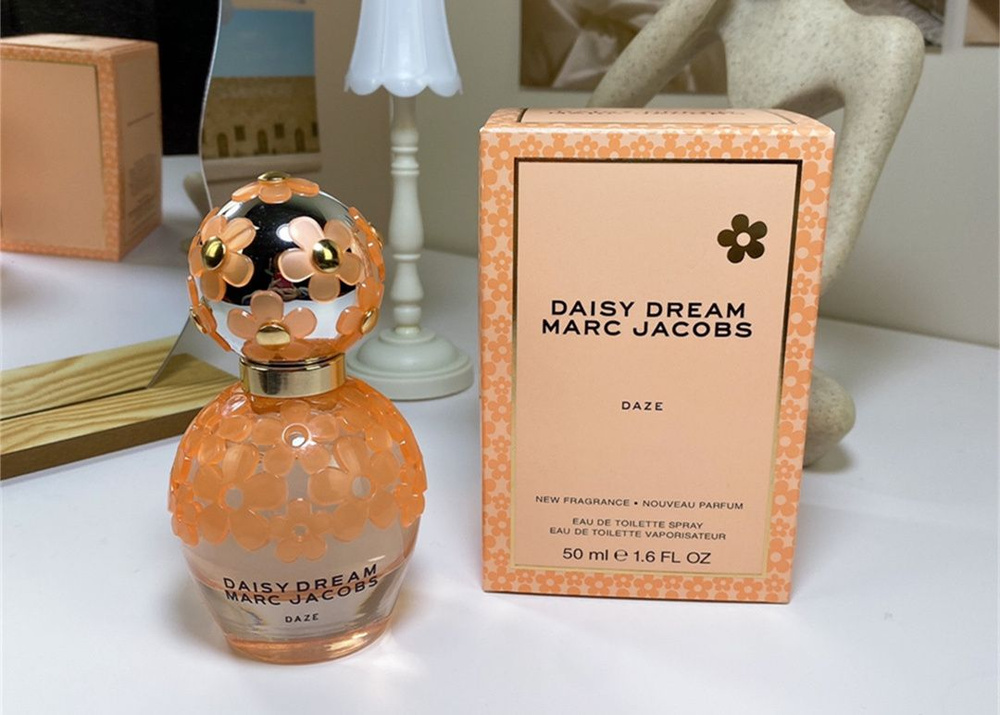 Marc Jacobs Daisy Dream Daze 50