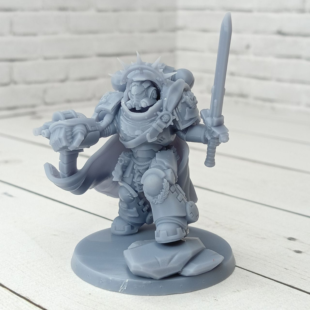 Миниатюры для игры Вархаммер. Космодесант. Captain in Gravis Armour (Капитан в доспехах Гравис). Печать #1