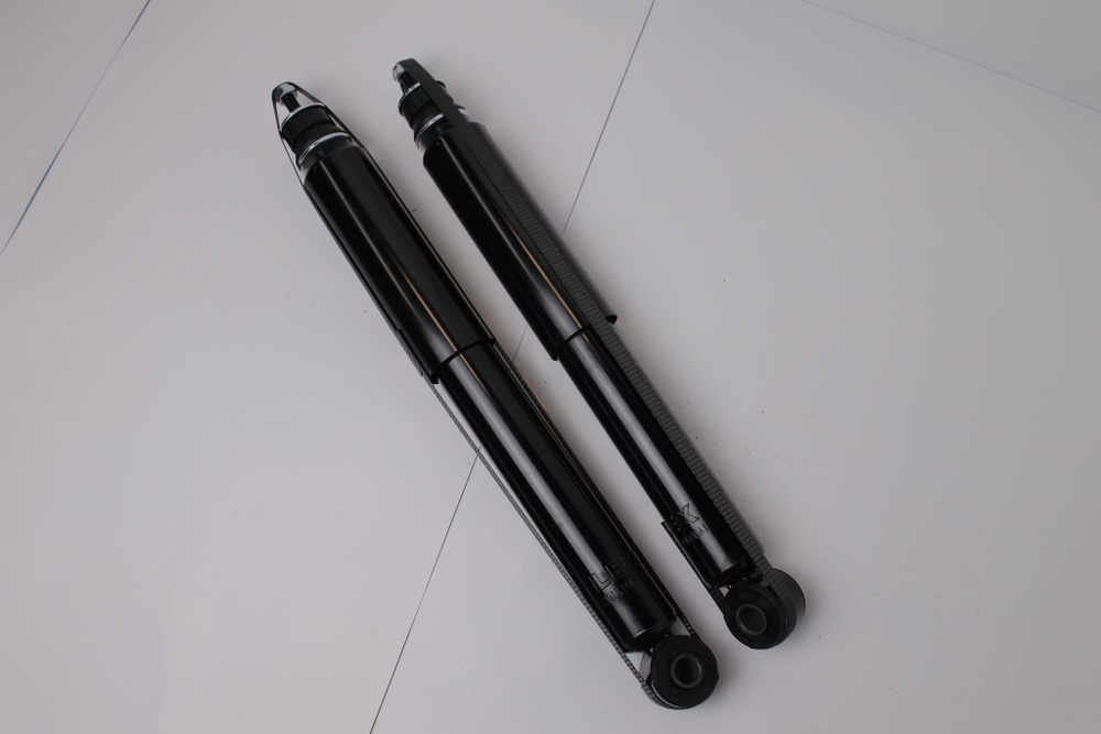 Комплект газомасляных задних амортизаторов GREAT WALL Hover H5, ISUZU ...