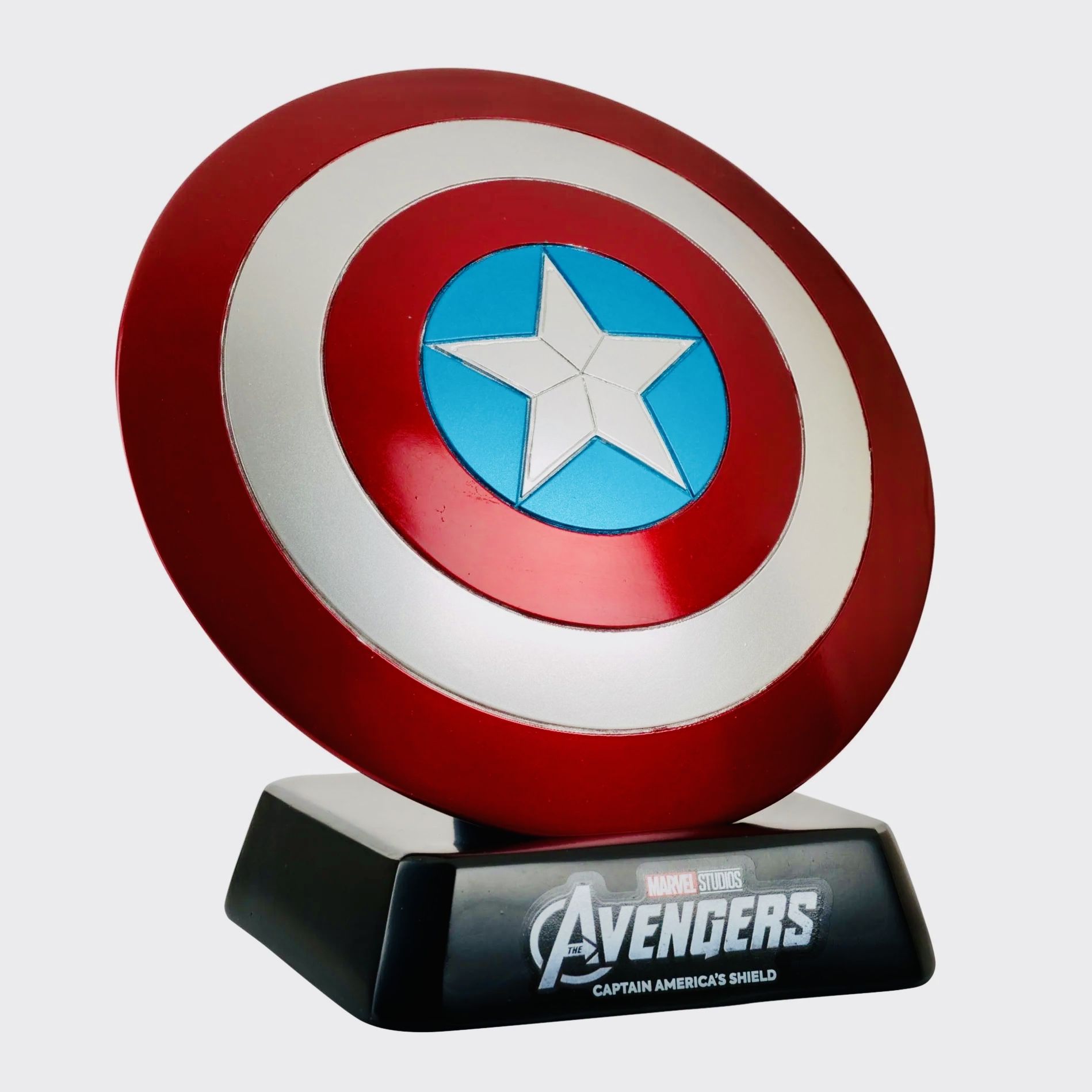 Щит Капитана Америки Marvel Museum Artifact Collection (Eaglemoss / Hero Collector / Marvel Avengers) (эксклюзив) фигурка