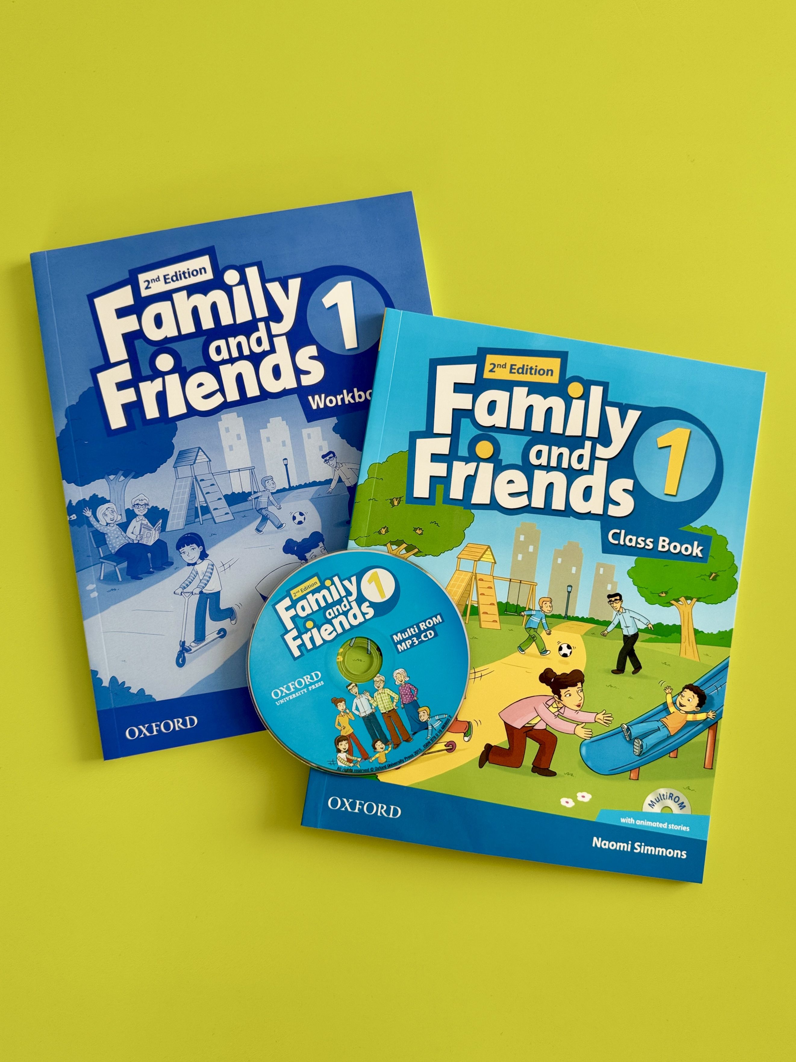 Комплект Family and friends 1: Class book and Workbook (учебник, рабочая тетрадь - 2 книги) + CD | Family and Friends 1: Class Book and Workbook Set (2 books + CD)