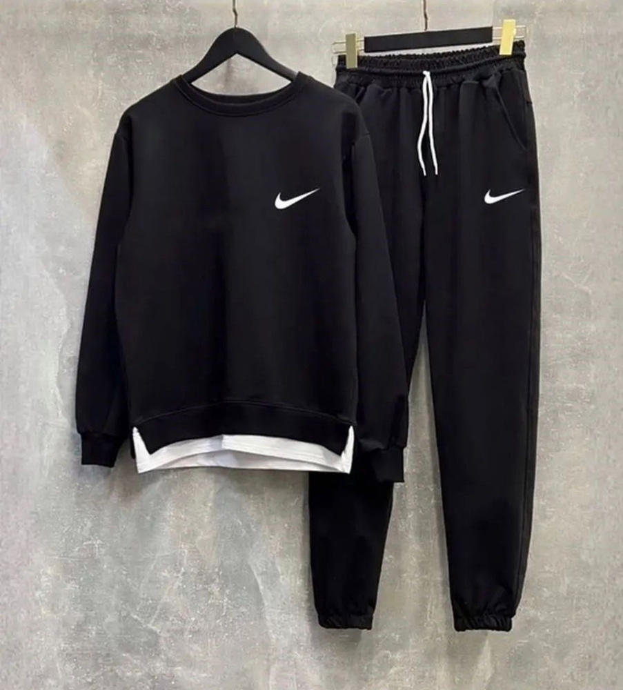 Костюм спортивный Nike #1