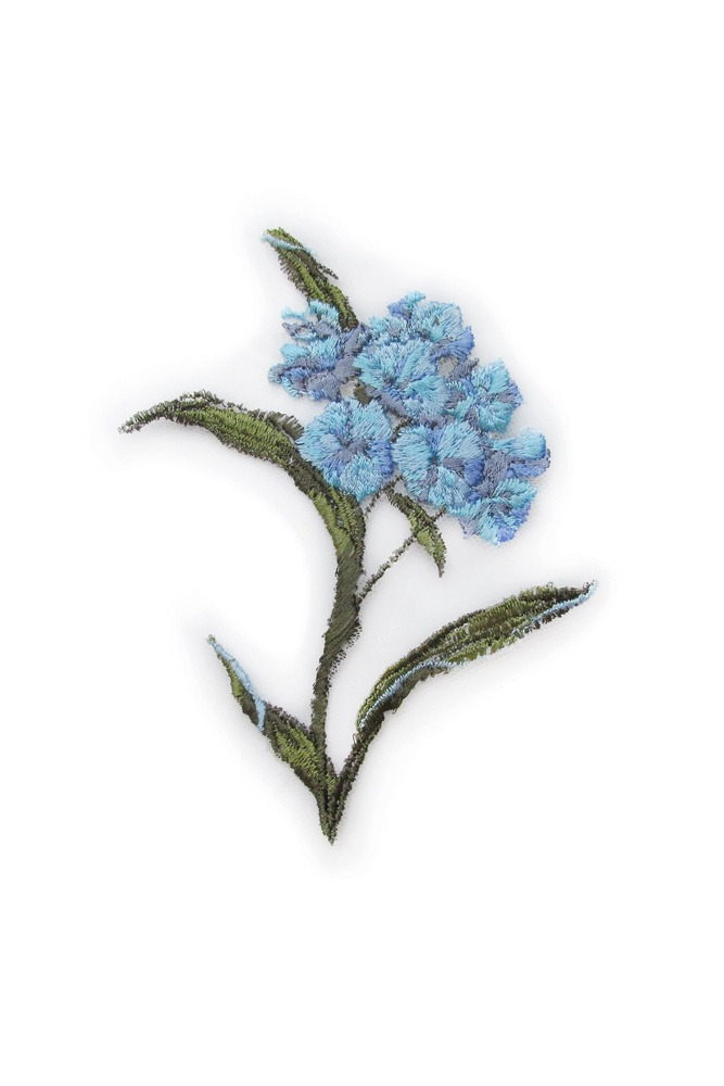 Вышитая пришивная нашивка на сетке "Цветок голубой" #1