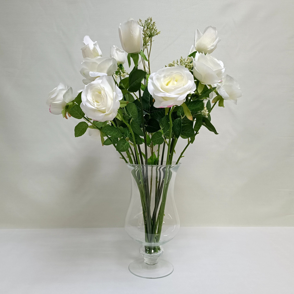 Букет c розами в вазе, SkySkethS, розы - 11+7 шт., полевой цветок белый - 1шт., ваза-бокал - 1 шт.  #1