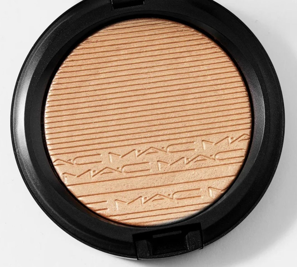 MAC Studio. Минеральная компактная пудра с эффектом сияния для лица / MAC Mineralize Skinfinish Natural #1