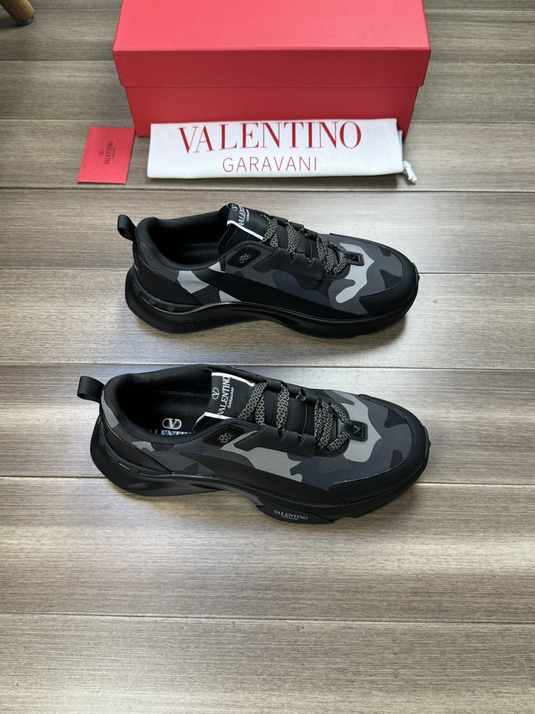 Кроссовки Valentino #1