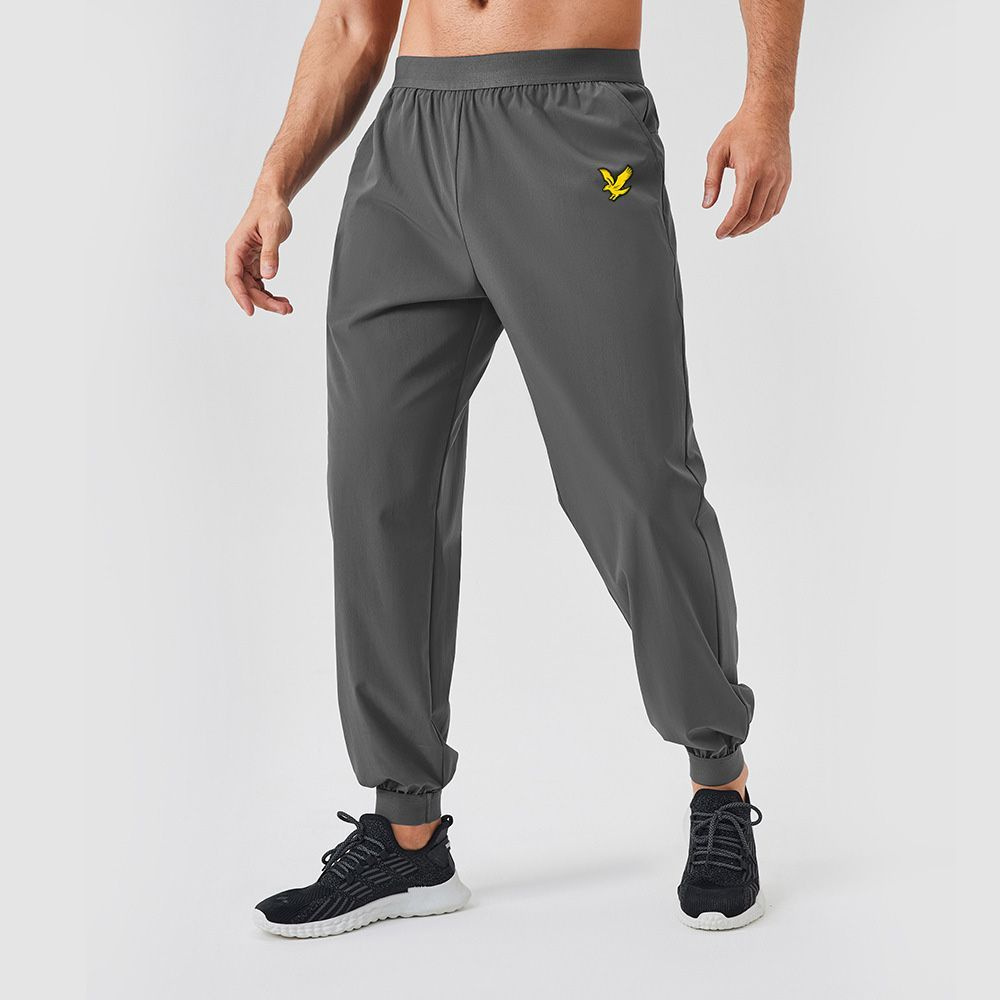 Брюки спортивные Lyle & Scott #1