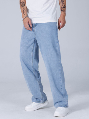 Аңшы Аэла бейнеленген Skyrim порно видеосы