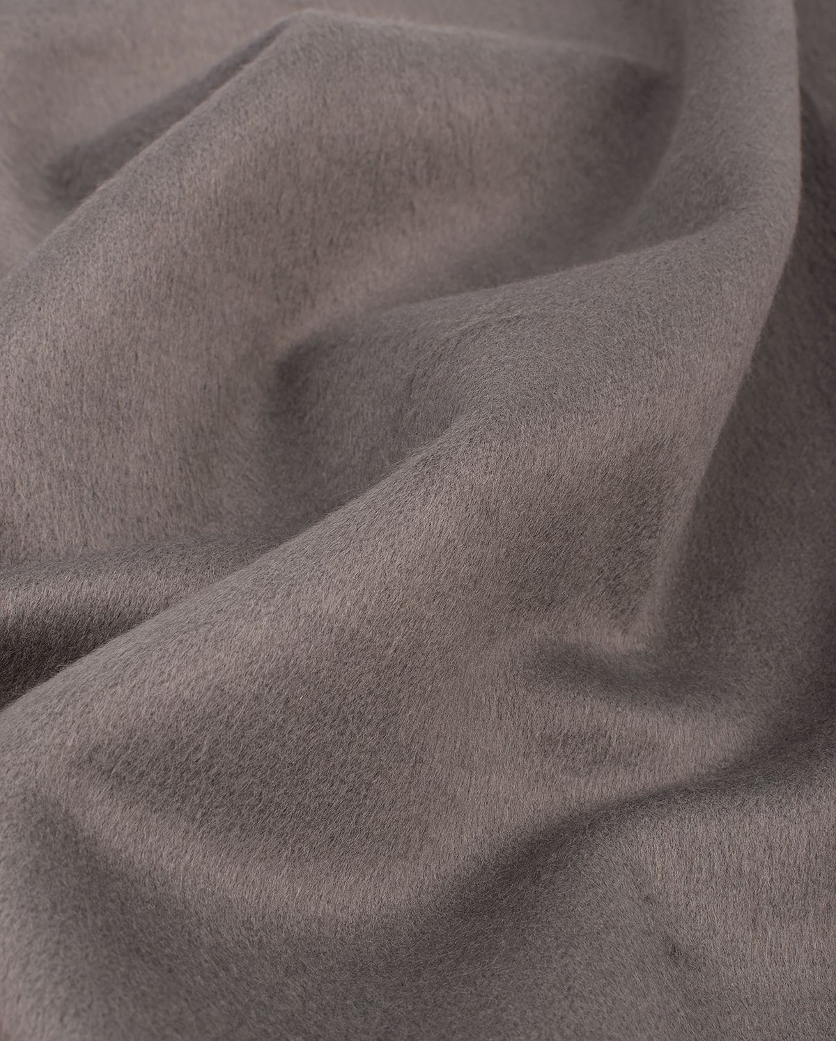 НазначениеДанная. ткань прекрасно подходит для пошива таких элементов одежд...