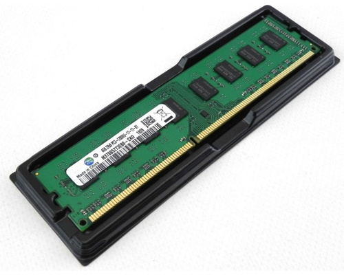Модуль оперативной памяти Samsung 4 ГБ DDR3 PC12800 1600 MHz CL 11