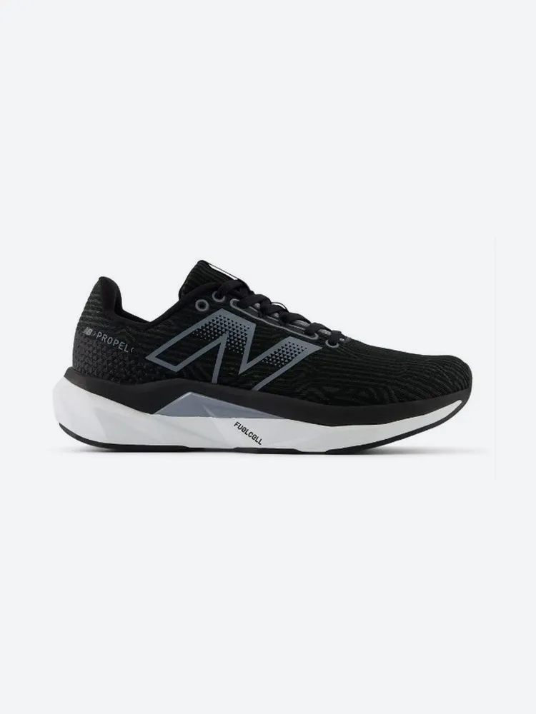 Кроссовки New Balance PROPEL