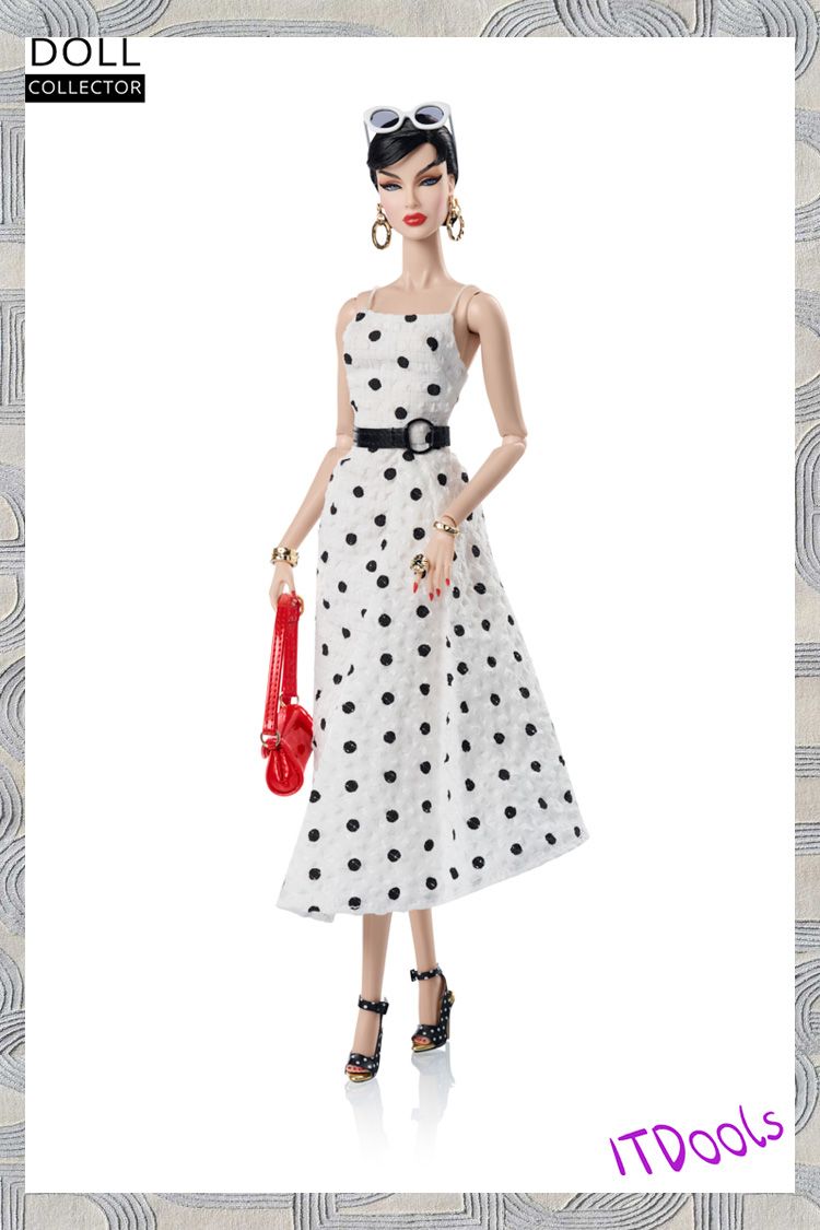 Кукла Integrity Toys 2024 WClub Fashion Royalty Holiday Spot Dania