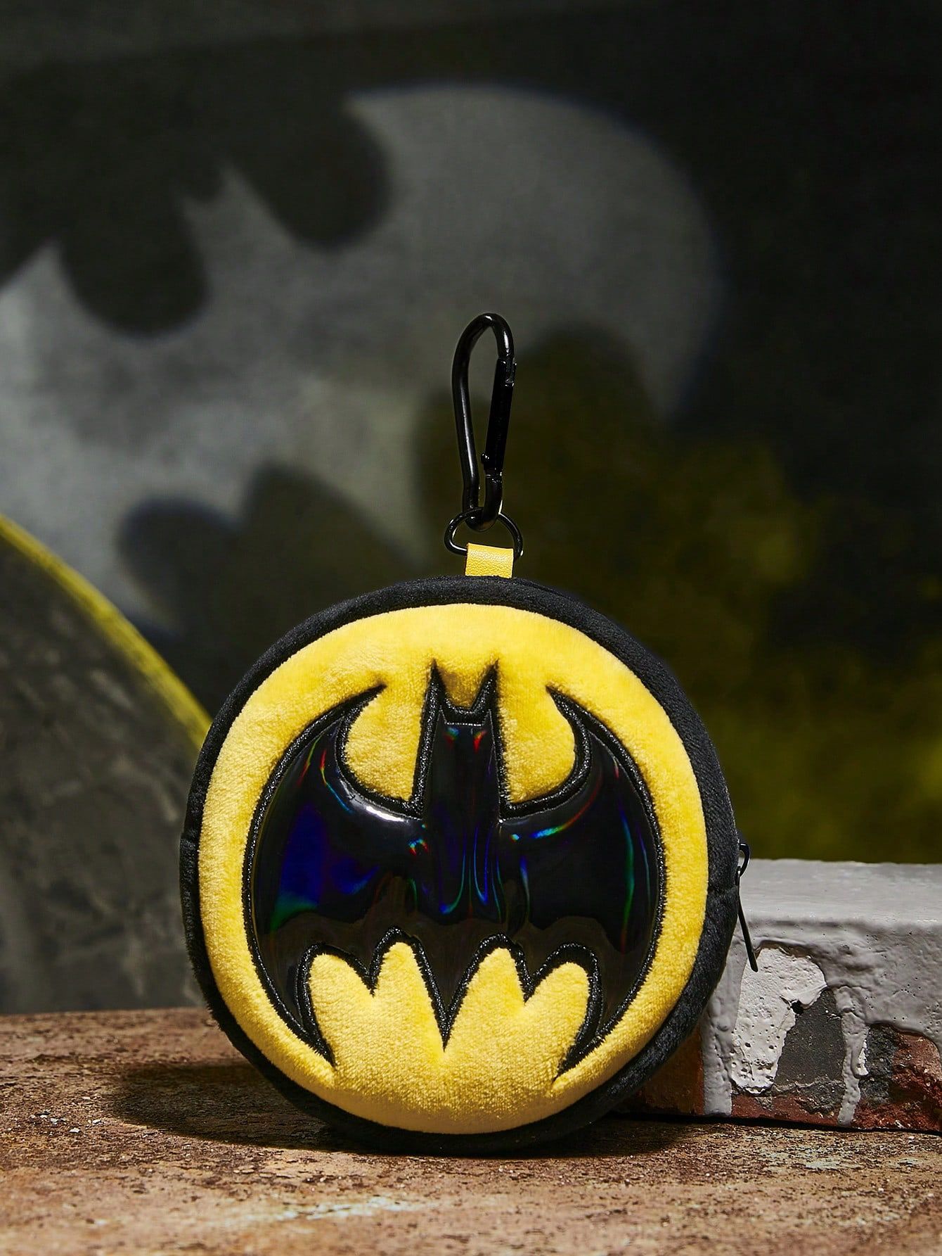 BATMAN / Бэтмен Круглая плюшевая сумочка-брелок с карабином (10,5 см)
