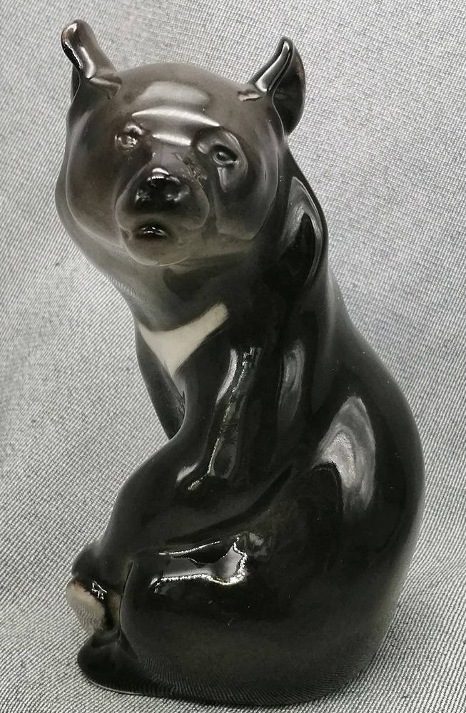 Статуэтка Медведь гималайский, фарфор, ЛФЗ, Россия, 1991-2010 гг ...