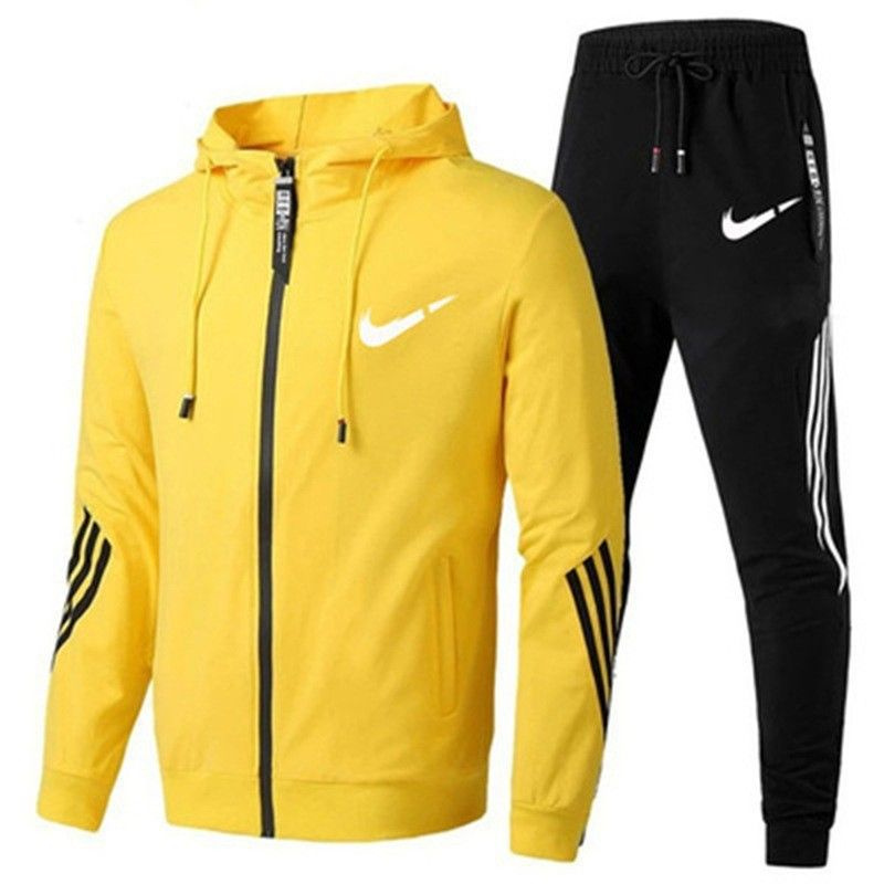 Костюм спортивный Nike #1