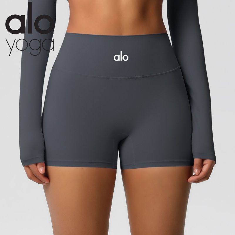 Шорты спортивные Alo Yoga #1
