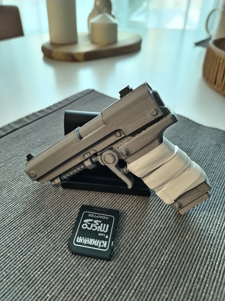 Полуавтоматический пистолет (Пэшка), мини, 10см