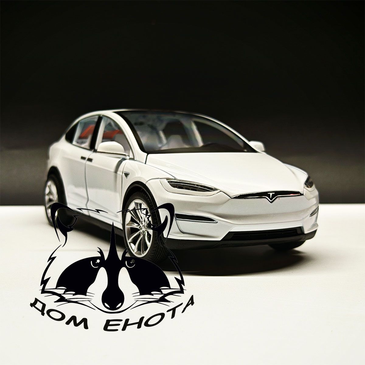 Машинка Tesla Model X. Металлическая модель автомобиля Тесла
