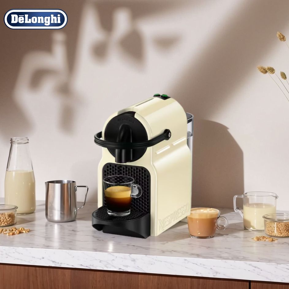 Nespresso Капсульная кофемашина DeLonghi Inissia D40, белый