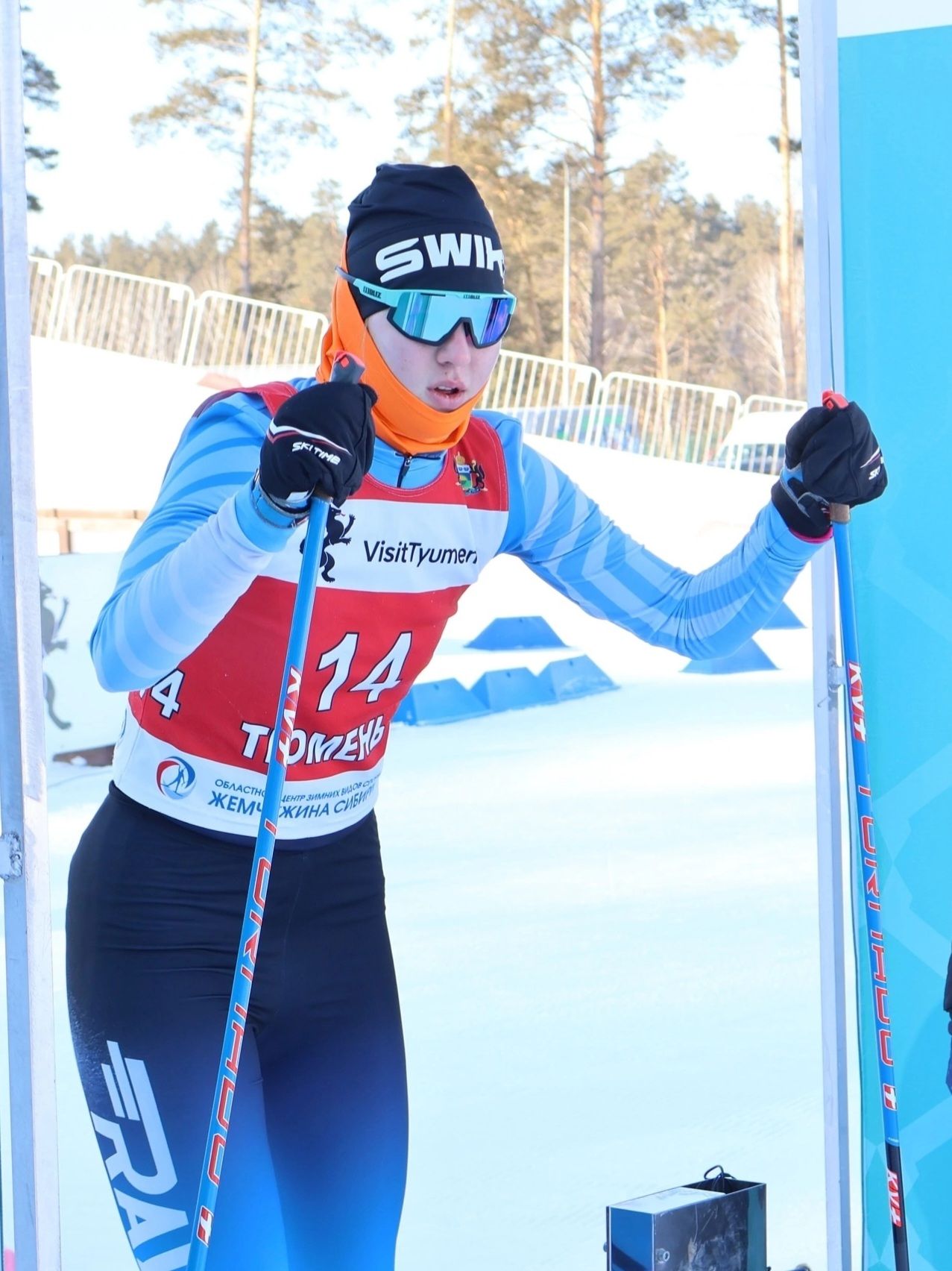 Шапка спортивная SWIKKI
