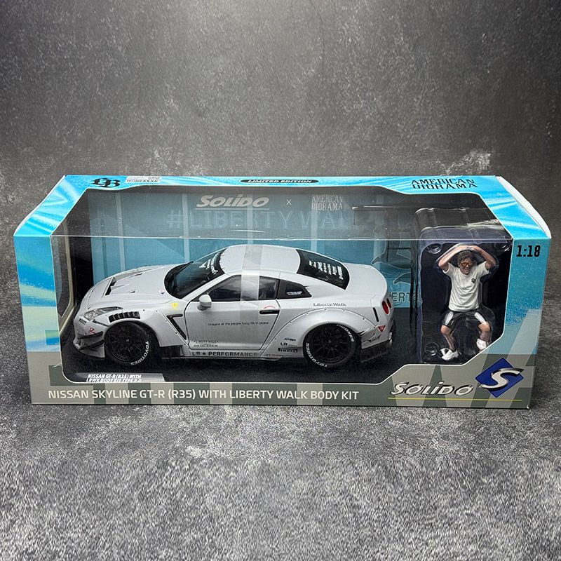 Машинка Solido 1:18 NISSAN GT-R (R35) W/LIBERTY WALK BODY KIT TYPE