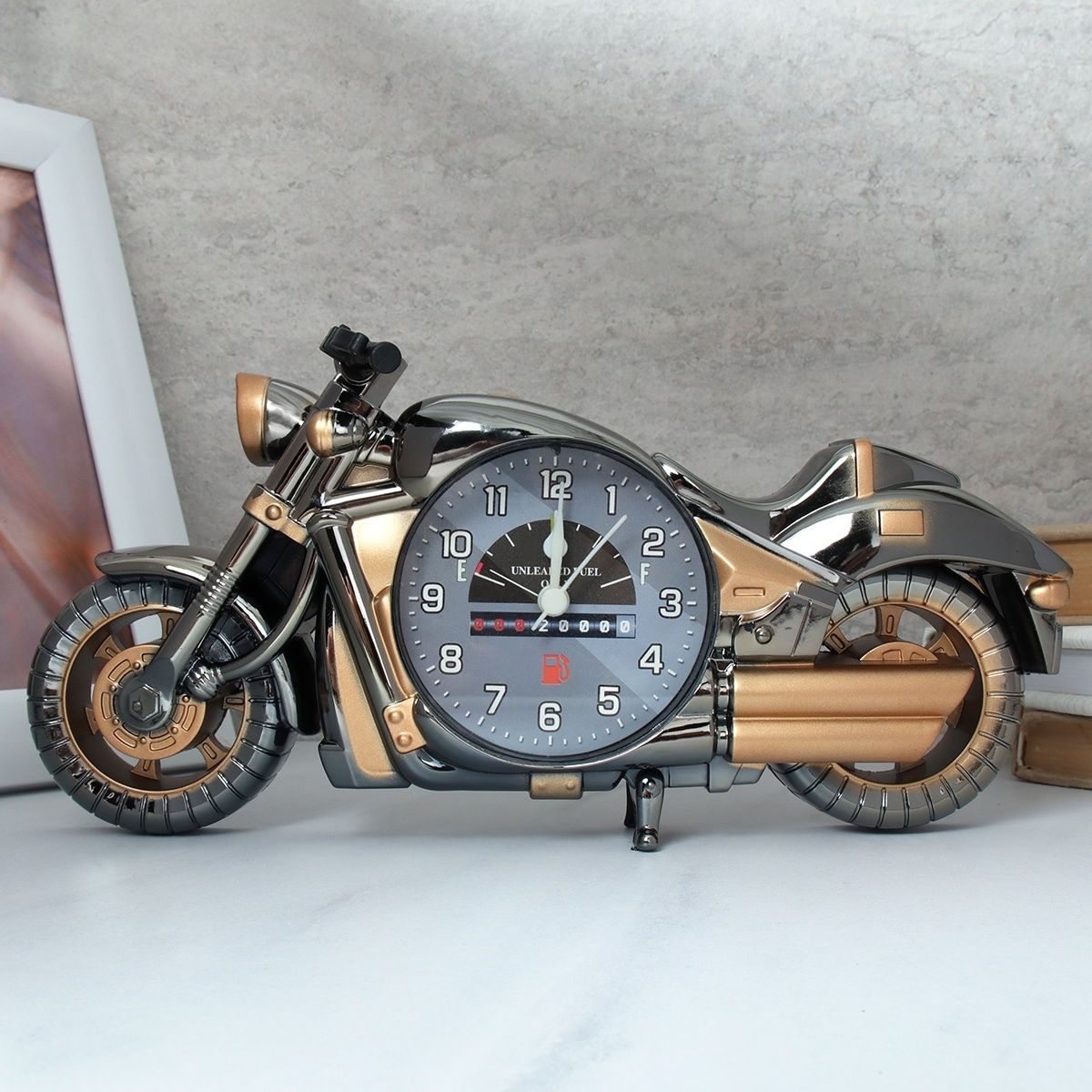 Часы статуэтка / Настольные часы Мотоцикл, 25х12 см. Часы статуэтка / Настольные часы Мотоцикл, 25х12 см.