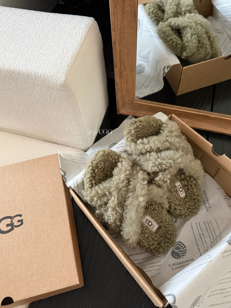 Тапочки UGG UGG #1