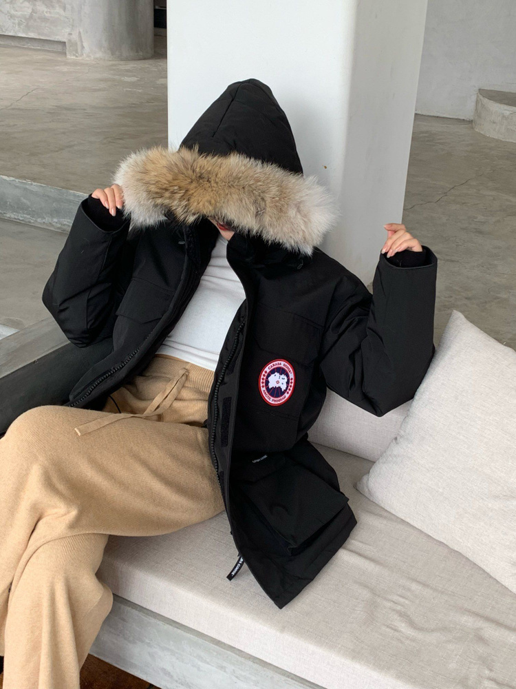 Пуховик CANADA GOOSE #1