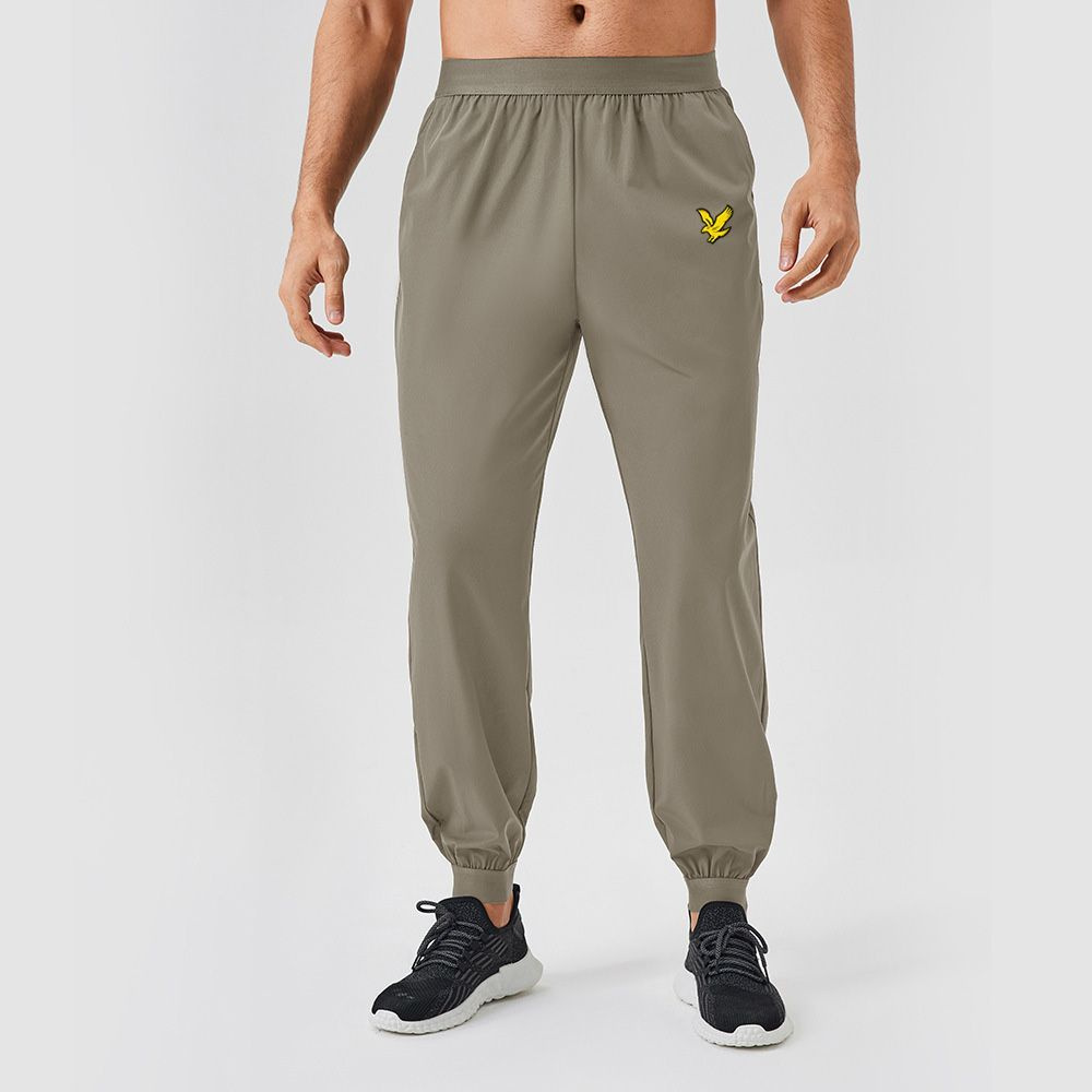 Брюки спортивные Lyle & Scott #1