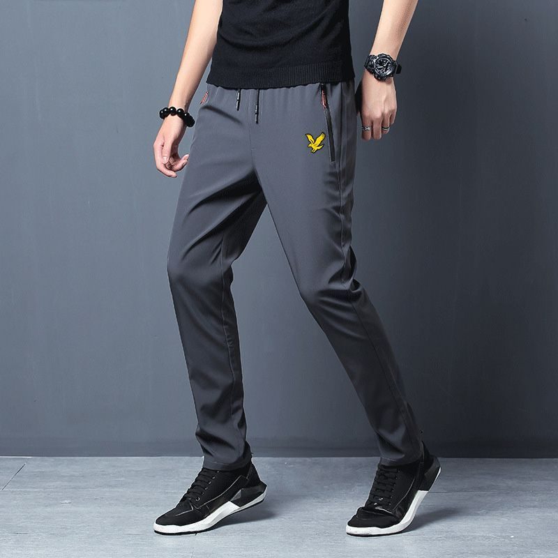 Брюки спортивные Lyle & Scott #1