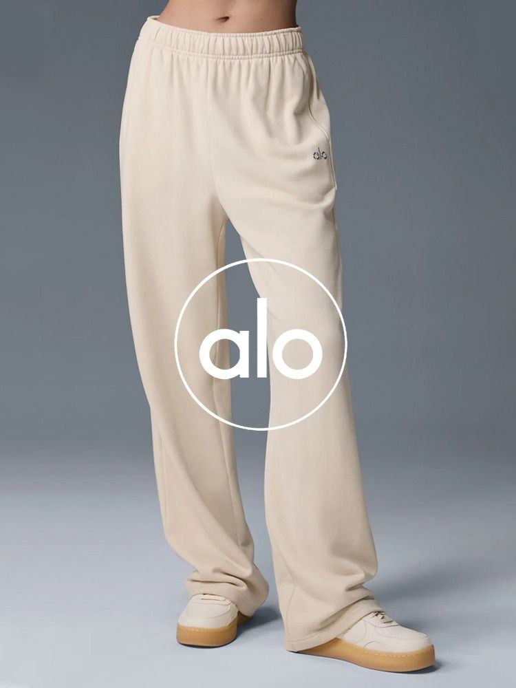 Брюки Alo Yoga Accolade Straight Leg Sweatpant #1