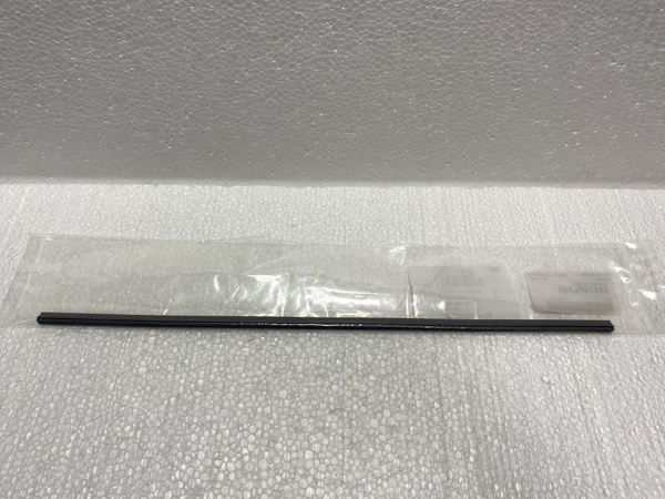 Резинка правой щетки стеклоочистителя Subaru 86579FL050 купить на OZON ...