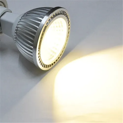 Лампа GU5,3 220В. Мощность 7Вт. Цвет свечения: Теплый белый. 1 штука