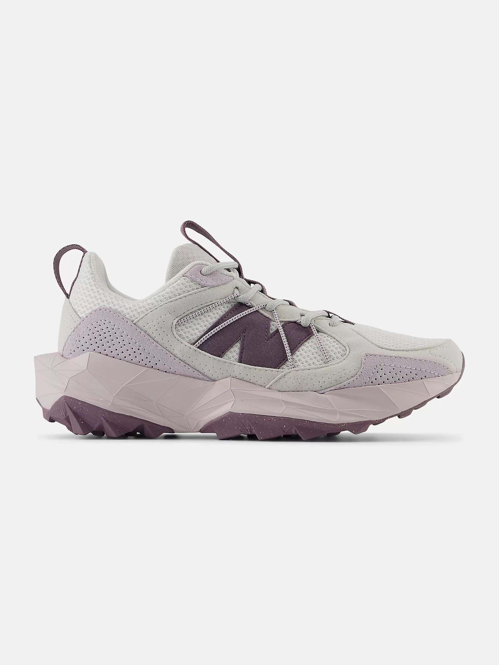 КроссовкиNewBalanceNewBalanceTektrel