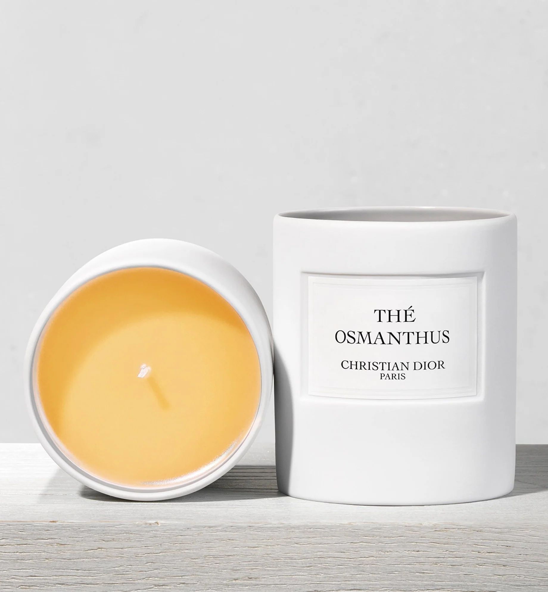 CHRISTIAN DIOR THE OSMANTHUS BOUGIE CANDLE Свеча 250 гр купить