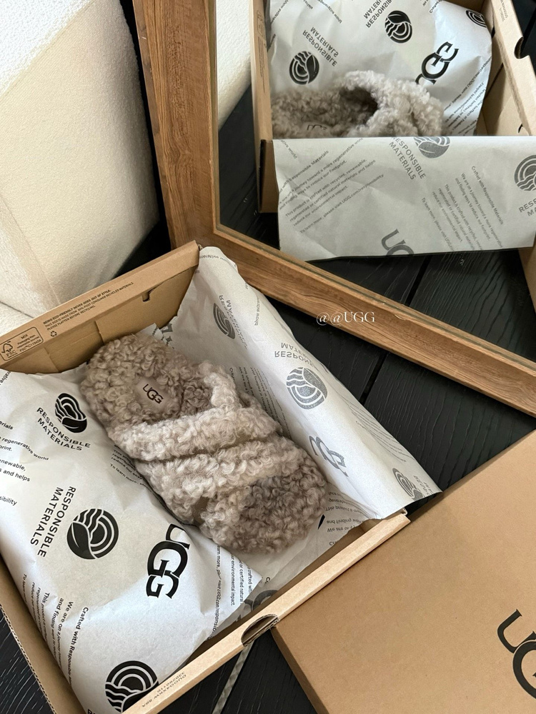 Тапочки UGG UGG #1