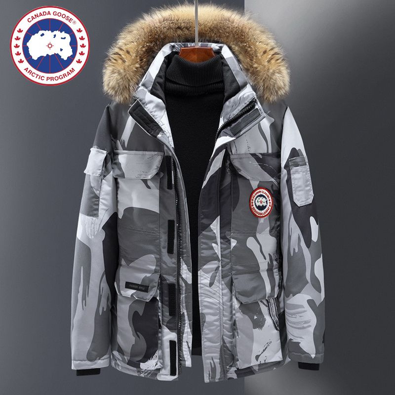 Пуховик CANADA GOOSE #1