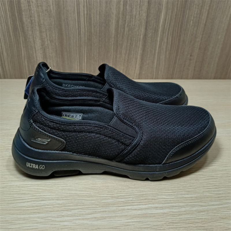 Кроссовки Skechers #1