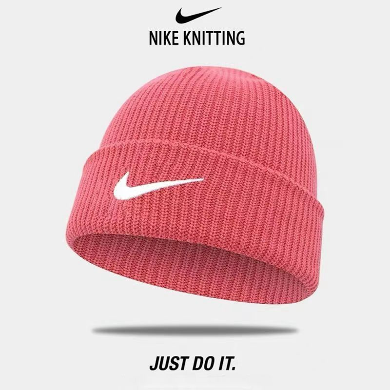 Шапка Nike #1