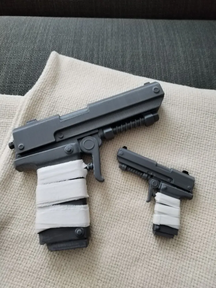 Полуавтоматический пистолет (Пэшка), мини, 10см