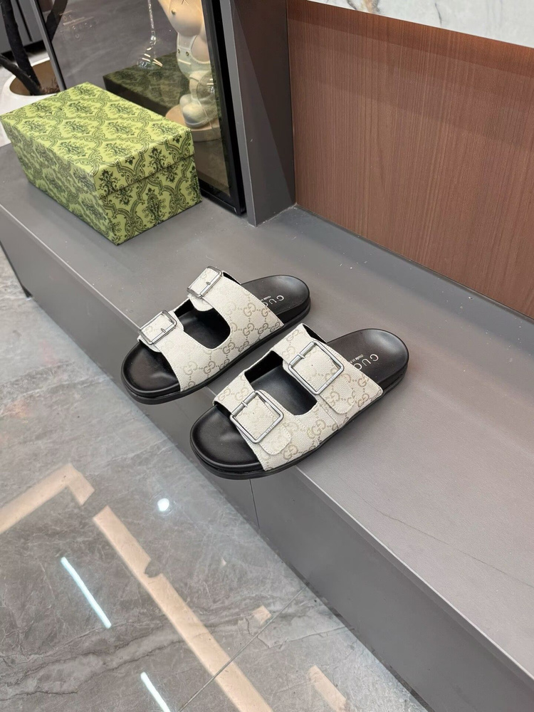 Тапочки Gucci #1