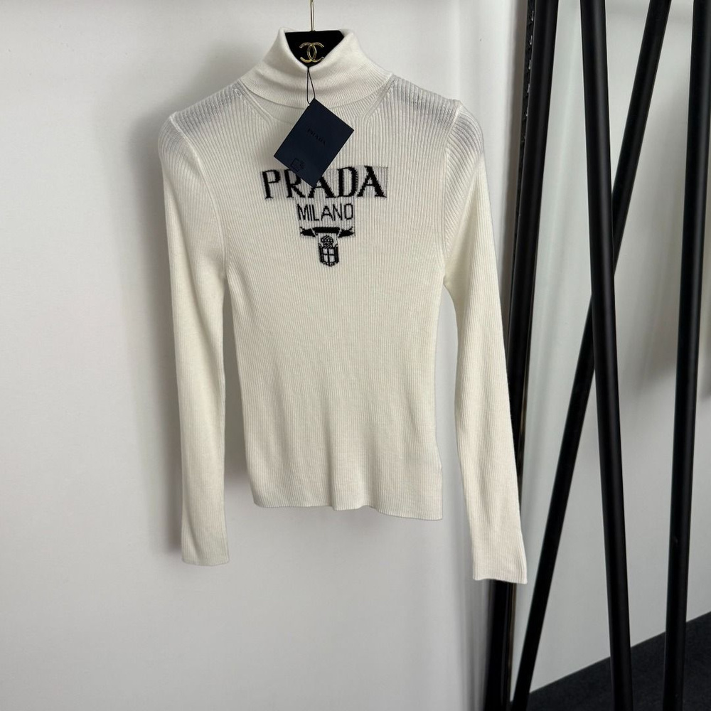 Свитер Prada #1