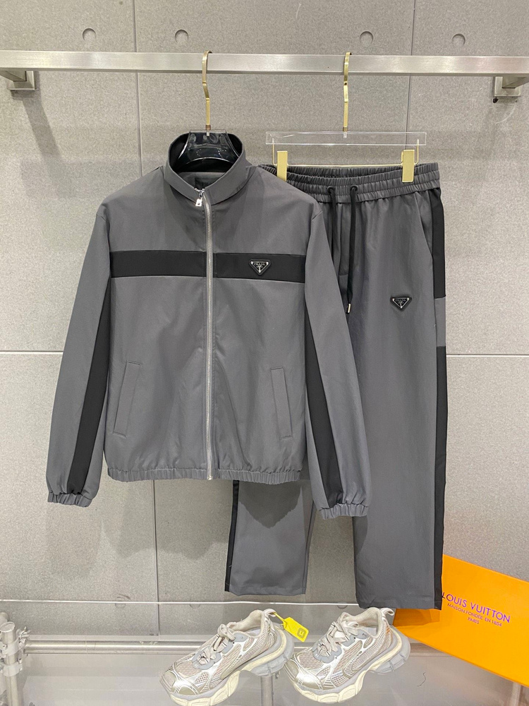 Куртка Prada #1
