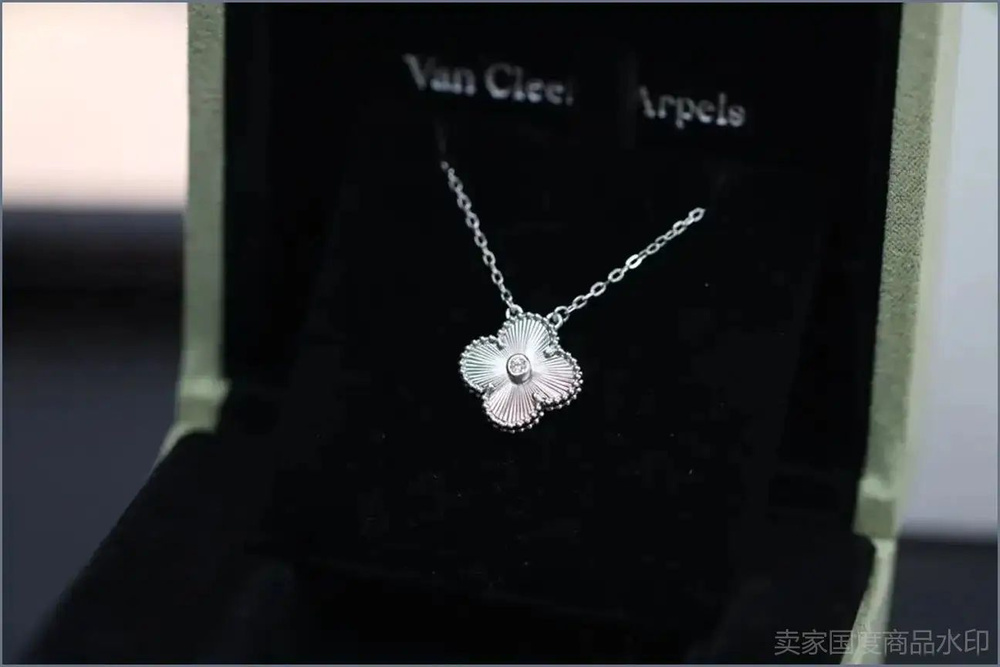 Van Cleef & Arpels Колье #1