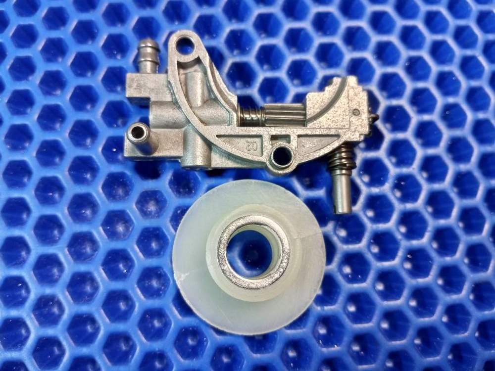 Маслонасос и привод маслонасоса (комплект) для бензопилы Калибр БП ...