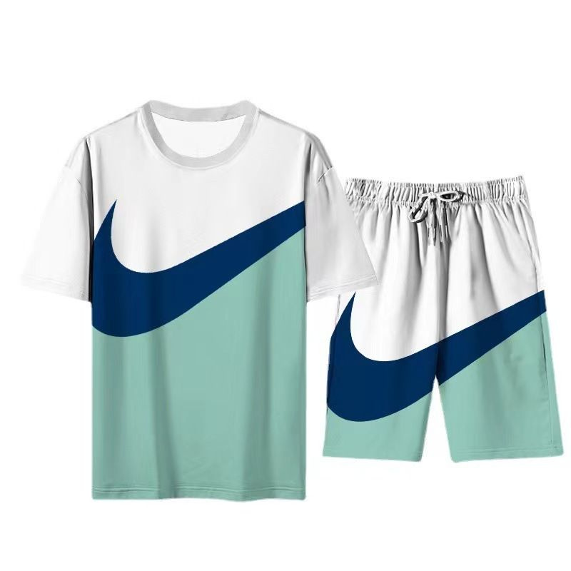 Костюм спортивный Nike #1