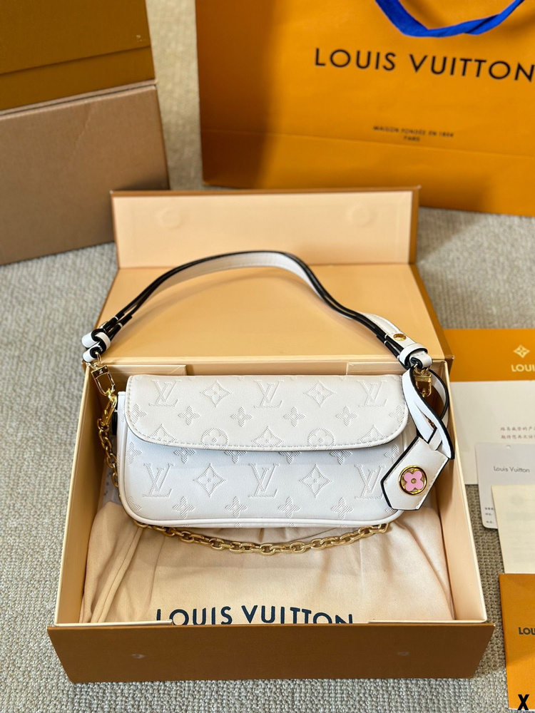 Louis Vuitton Сумка на плечо #1